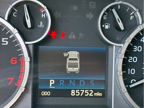 Used 2014 Toyota Tundra SR5 image 21