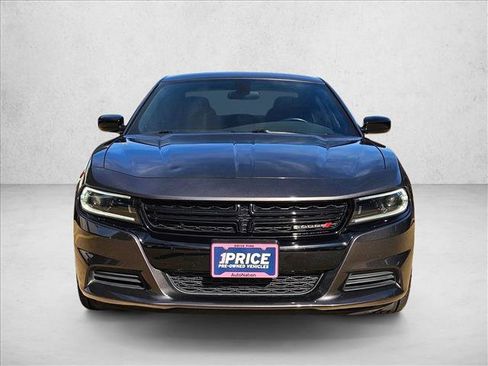 Used 2022 Dodge Charger SXT w/ Blacktop Package image 2