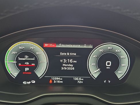 Used 2025 Audi Q5 e Premium Plus w/ Premium Plus Package image 19