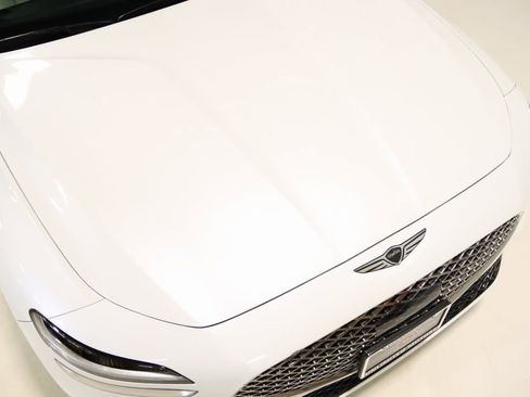 Used 2024 Genesis G70 2.5T image 23