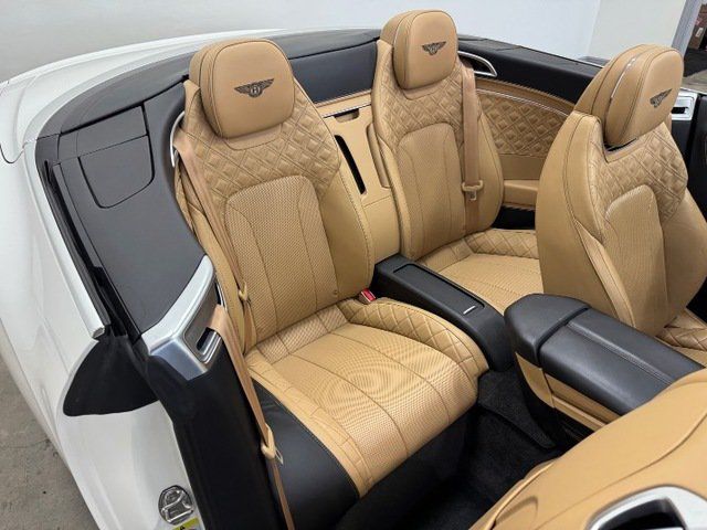 Used 2020 Bentley Continental GT V8 First Edition AWD/4WD image 32
