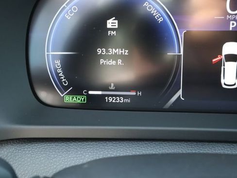 Used 2025 Toyota Crown Signia image 49