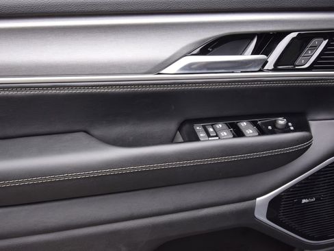 New 2026 Jeep Grand Wagoneer Limited AWD/4WD image 34
