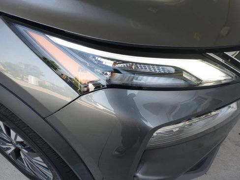 Used 2023 Nissan Rogue SV FWD image 28
