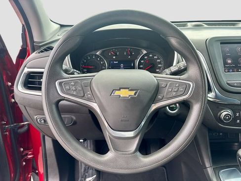 Used 2023 Chevrolet Equinox LT FWD image 11