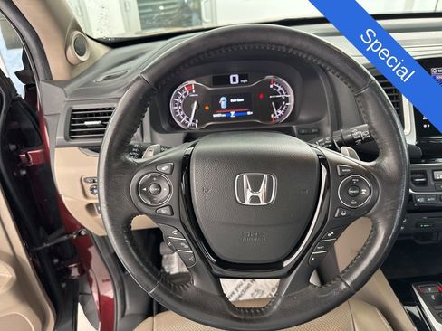 Used 2018 Honda Pilot Elite image 32