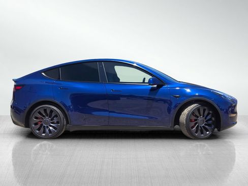 Used 2023 Tesla Model Y Performance AWD/4WD image 4