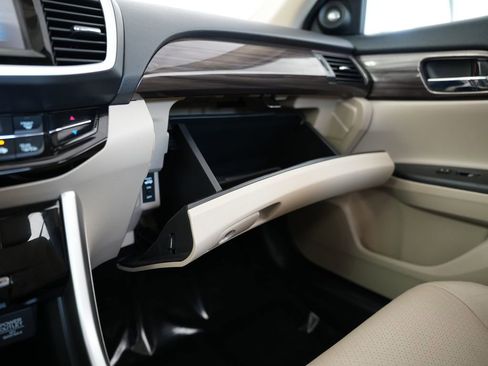 Used 2016 Honda Accord EX-L image 53