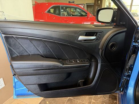 Used 2023 Dodge Charger Scat Pack w/ Daytona Edition Group RWD image 21