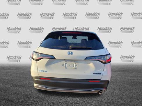 Used 2024 Honda HR-V Sport image 9