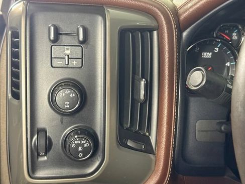 Used 2015 Chevrolet Silverado 2500 High Country w/ Duramax Plus Package AWD/4WD image 20