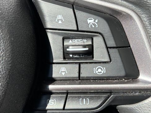 Used 2023 Subaru Forester Premium AWD/4WD image 18