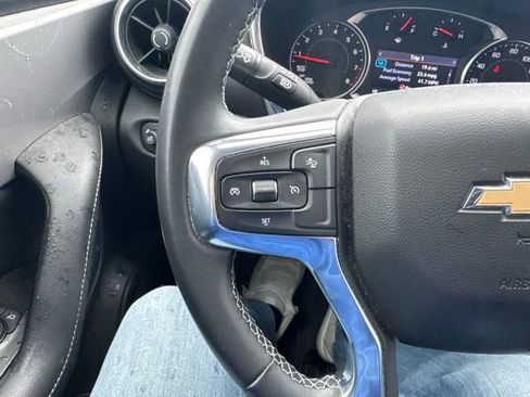 Used 2023 Chevrolet Blazer LT FWD image 19
