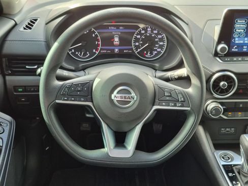 Used 2023 Nissan Sentra SV FWD image 30