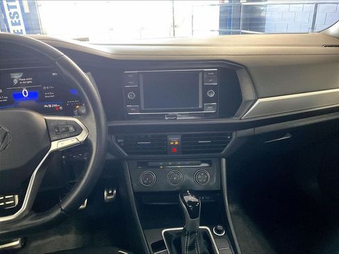 Used 2023 Volkswagen Jetta Sport FWD image 18