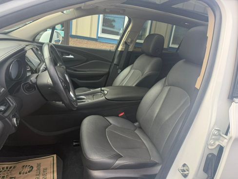 Used 2017 Buick Envision Essence AWD/4WD image 14