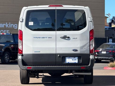 Used 2024 Ford Transit 350 XLT RWD image 4