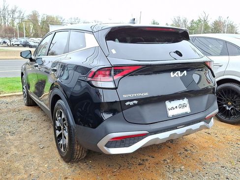 Certified 2023 Kia Sportage EX image 4