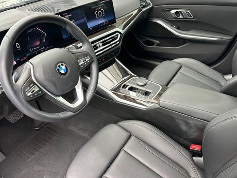 Used 2023 BMW 330i Sedan w/ Driving Assistance Package RWD image 9