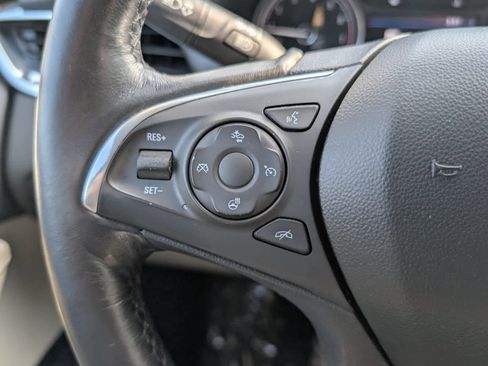 Used 2020 Buick Enclave Premium w/ Sun and Sites Package image 25