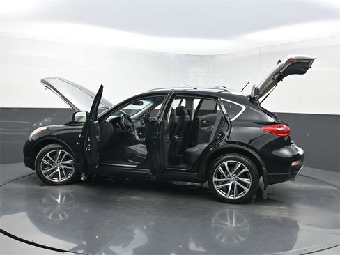Used 2017 INFINITI QX50 Journey w/ Premium Package image 35