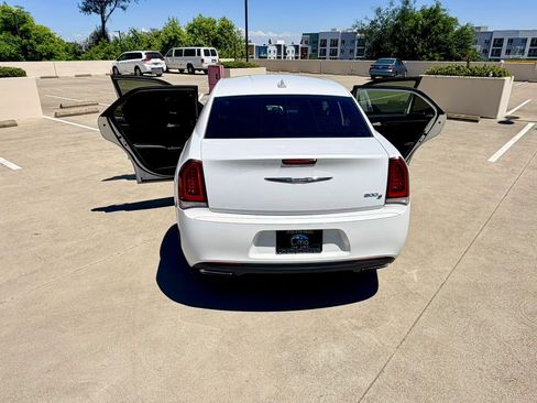 Used 2016 Chrysler 300 S w/ Light Group RWD image 23