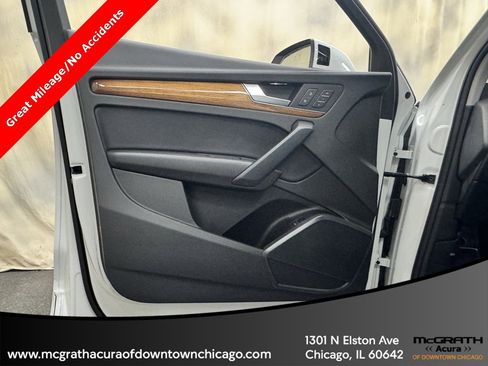 Used 2023 Audi Q5 2.0T Premium w/ Convenience Package image 12
