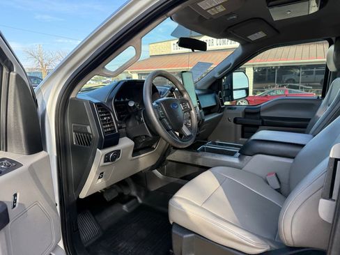 Used 2016 Ford F150 XL w/ Equipment Group 101A Mid RWD image 13
