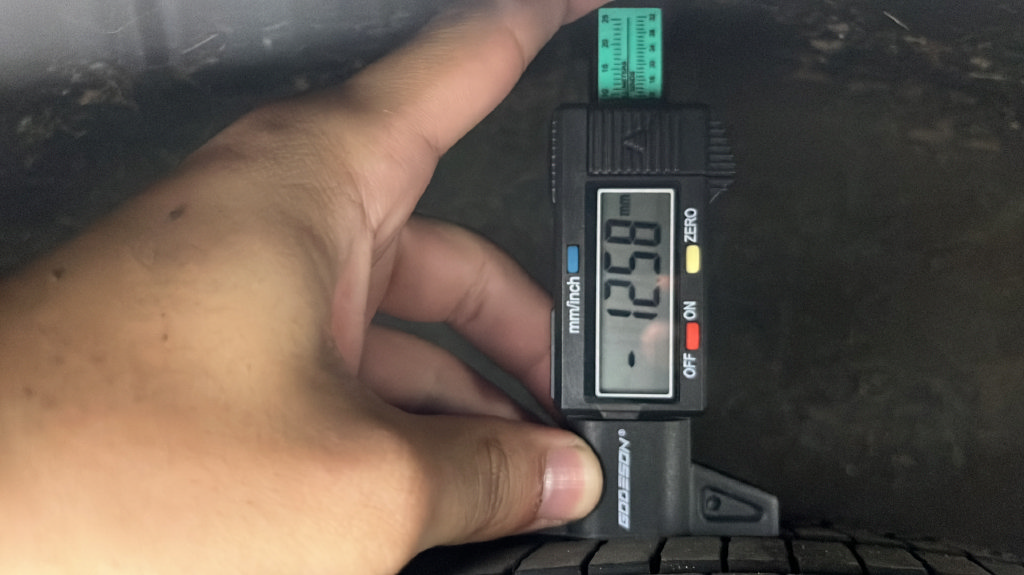 Used 2025 Subaru Legacy Premium AWD/4WD image 48