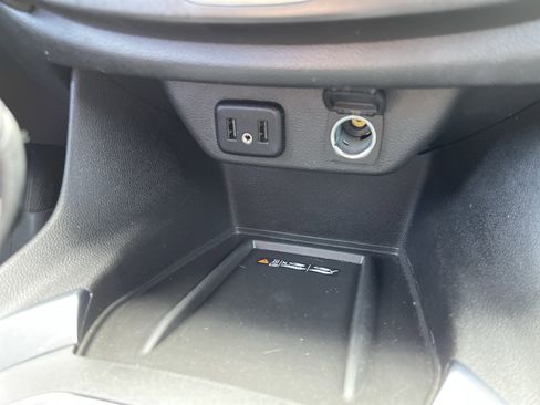 Used 2023 Chevrolet Traverse LT w/ LPO, Floor Liner Package image 33