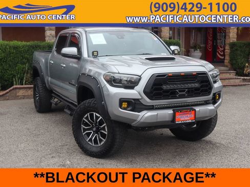 Used 2020 Toyota Tacoma TRD Sport w/ Technology Package AWD/4WD image 1