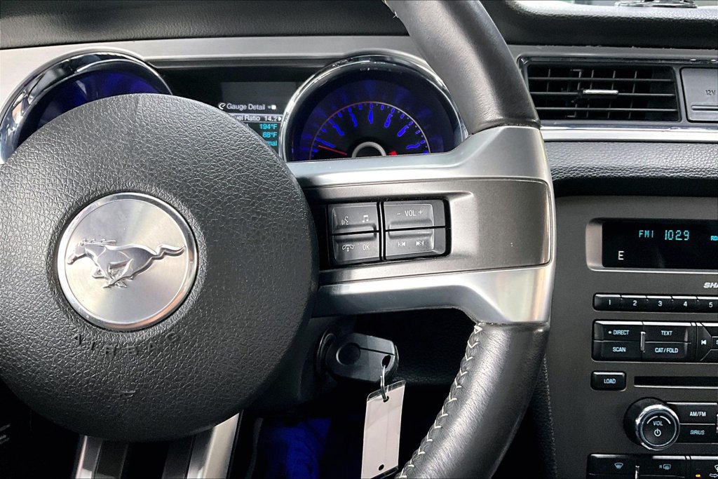 Used 2014 Ford Mustang GT Premium w/ Comfort Package RWD image 11