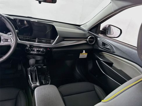 New 2026 Chevrolet Trax ACTIV w/ Driver Confidence Package FWD image 15