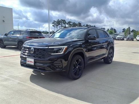 New 2026 Volkswagen Atlas Cross Sport SEL R-Line AWD/4WD image 2