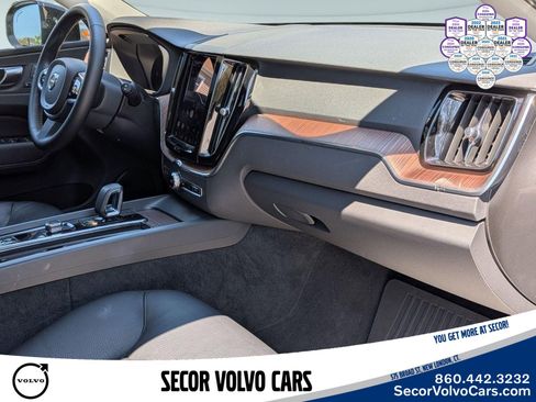 Certified 2023 Volvo XC60 B5 Plus w/ Climate Package AWD/4WD image 27