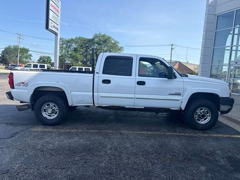 Used 2007 Chevrolet Silverado 2500 LT w/ Heavy-Duty Power Package AWD/4WD image 6