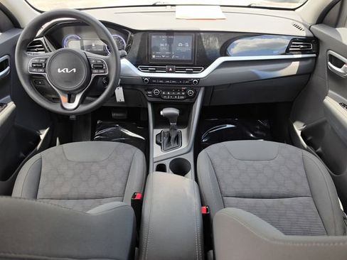 Used 2022 Kia Niro LX FWD image 14