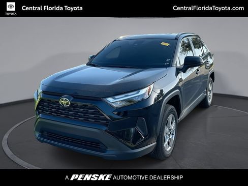Certified 2025 Toyota RAV4 LE AWD/4WD image 1