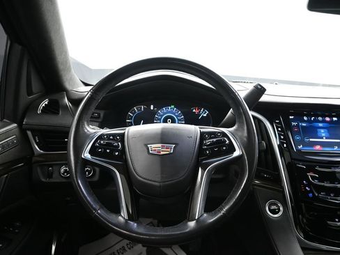 Used 2020 Cadillac Escalade Platinum AWD/4WD image 36