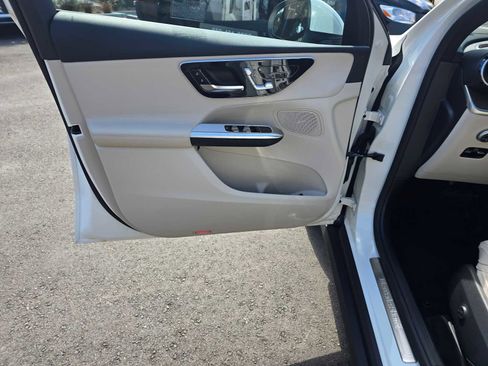 Certified 2026 Mercedes-Benz GLC 300 image 23