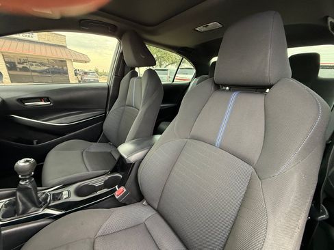 Used 2022 Toyota Corolla SE w/ Carpet Mat Package (TMS) FWD image 18