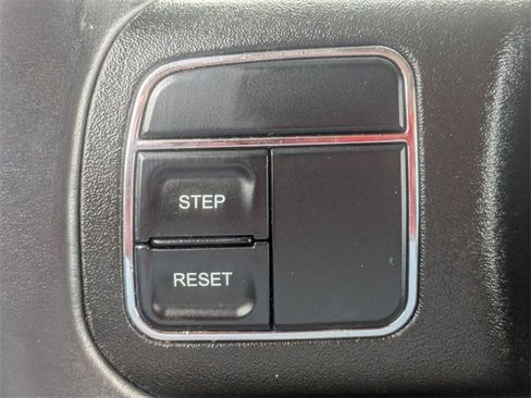 Used 2016 Jeep Patriot Latitude image 16