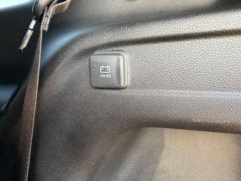 Used 2023 Jeep Grand Cherokee L Laredo AWD/4WD image 39
