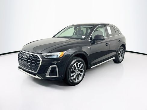 Used 2023 Audi Q5 2.0T Premium w/ Convenience Package AWD/4WD image 3