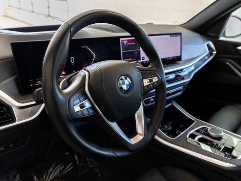 Used 2025 BMW X5 xDrive40i image 16