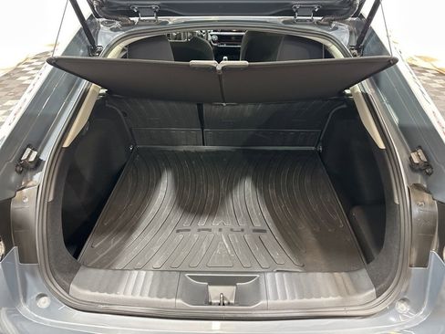 Used 2025 Toyota Prius Plug-In Hybrid image 18