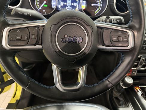 Used 2023 Jeep Wrangler Unlimited Rubicon 4xe w/ Safety Group AWD/4WD image 16