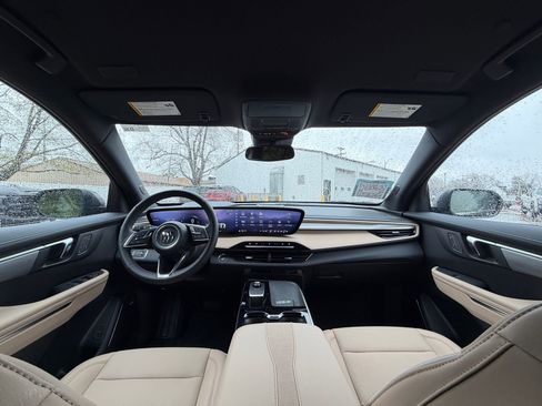 Used 2025 Buick Enclave Preferred image 26