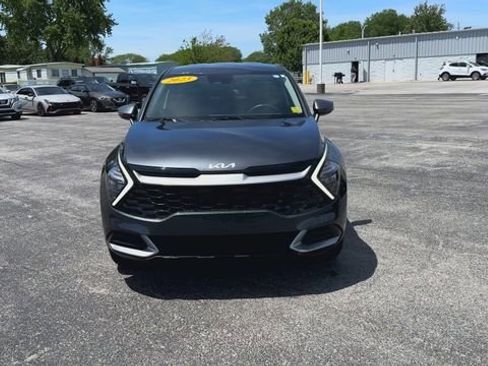 Used 2023 Kia Sportage EX FWD image 3