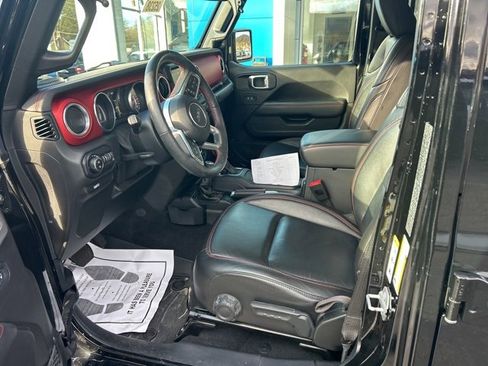Used 2020 Jeep Gladiator Rubicon image 9